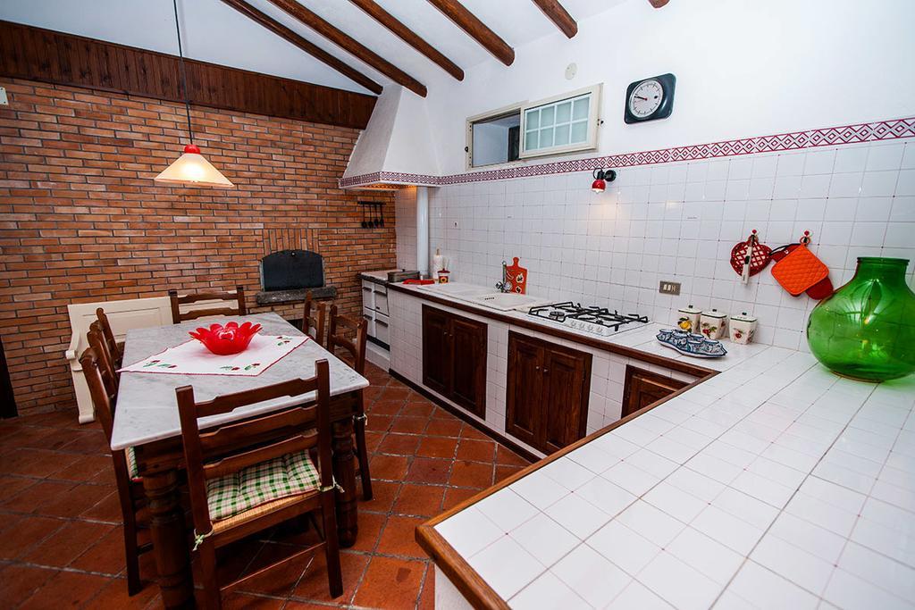 Casa Vacanze Etna П'єдімонте-Етнео Номер фото