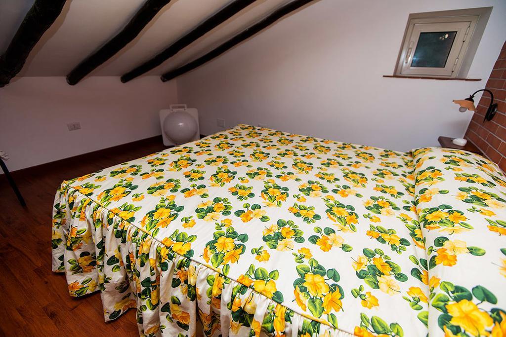 Casa Vacanze Etna П'єдімонте-Етнео Номер фото